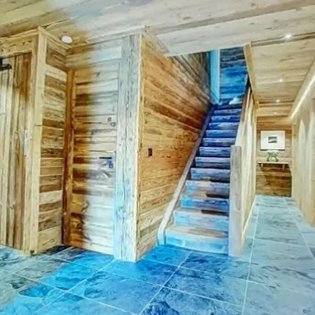 A Great Cabin At A Great Price 韦尔比耶